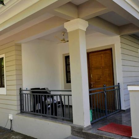 Dsk Studio Apartment, Siolim, Goa. ภายนอก รูปภาพ