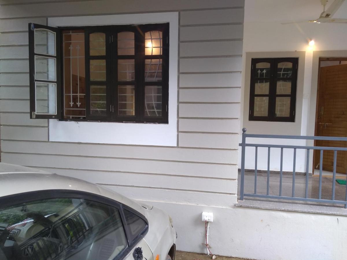Dsk Studio Apartment, Siolim, Goa. ภายนอก รูปภาพ