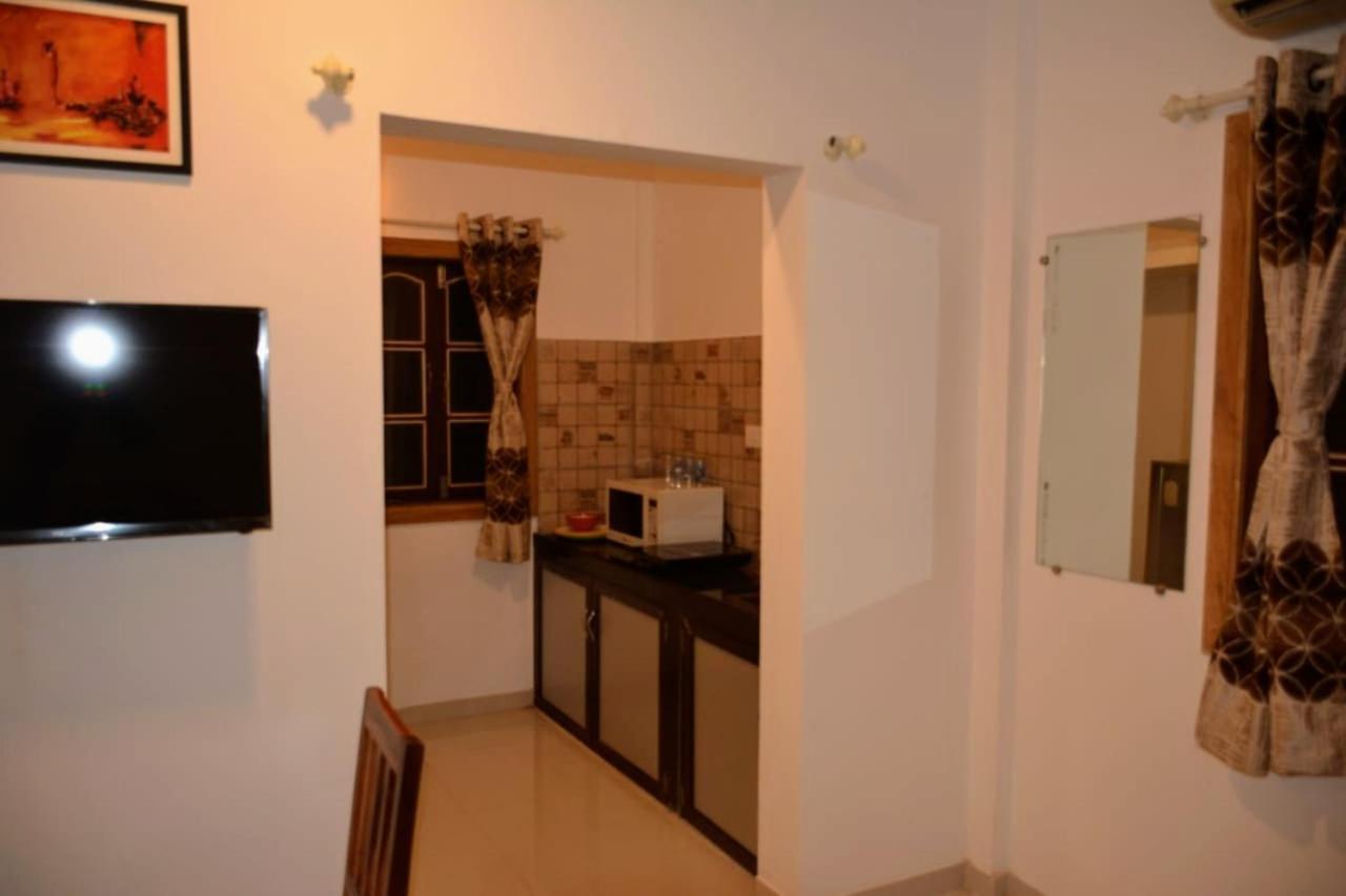 Dsk Studio Apartment, Siolim, Goa. ภายนอก รูปภาพ