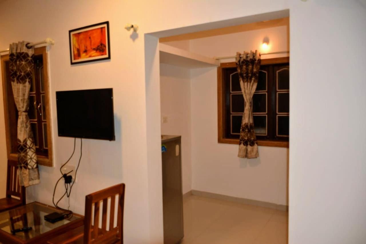 Dsk Studio Apartment, Siolim, Goa. ภายนอก รูปภาพ