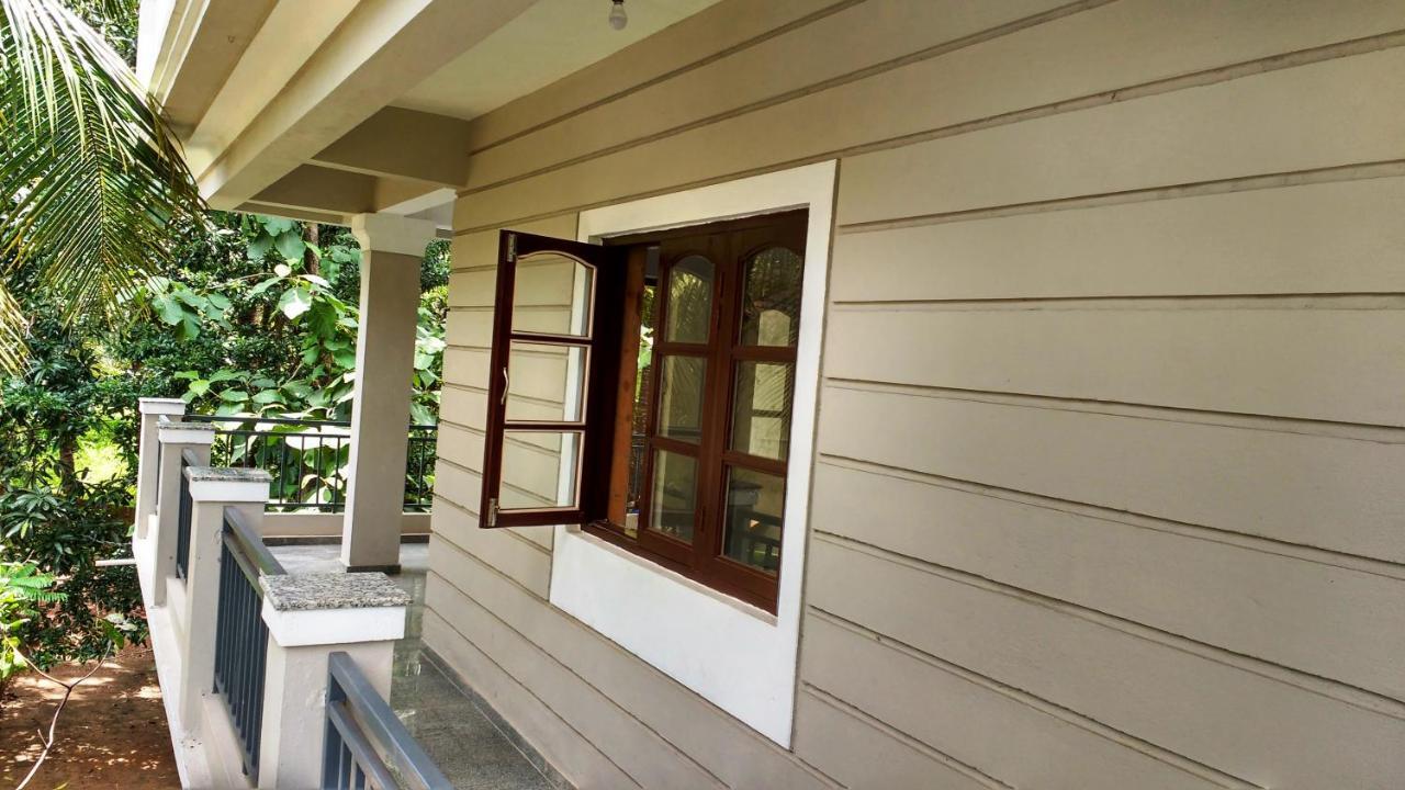 Dsk Studio Apartment, Siolim, Goa. ภายนอก รูปภาพ