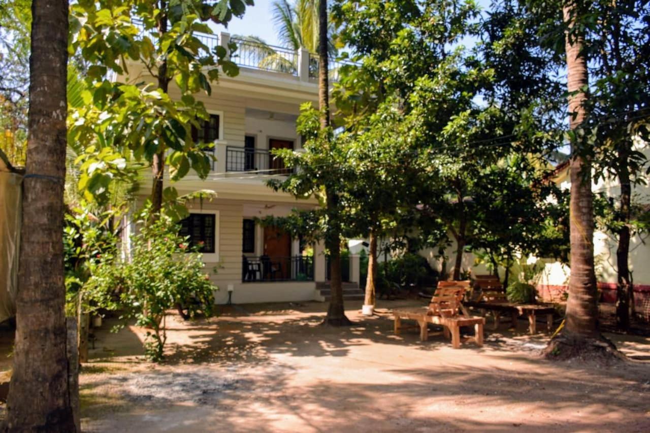 Dsk Studio Apartment, Siolim, Goa. ภายนอก รูปภาพ