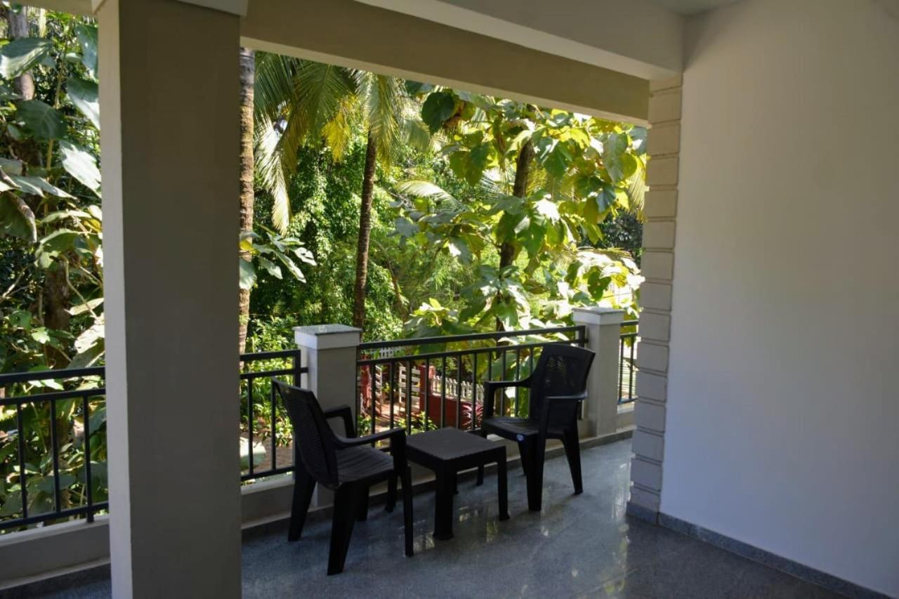 Dsk Studio Apartment, Siolim, Goa. ภายนอก รูปภาพ